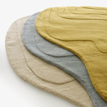 Load image into Gallery viewer, Gavrinis Rug | Beige Lin