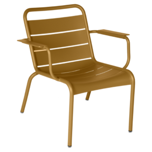 Luxembourg Armchair | Gingerbread
