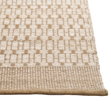 Load image into Gallery viewer, Mahi Rug | Brown
