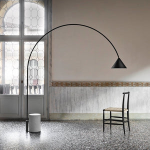 Ozz Floor Lamp