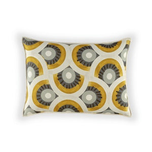 Victoria Doré Cushion